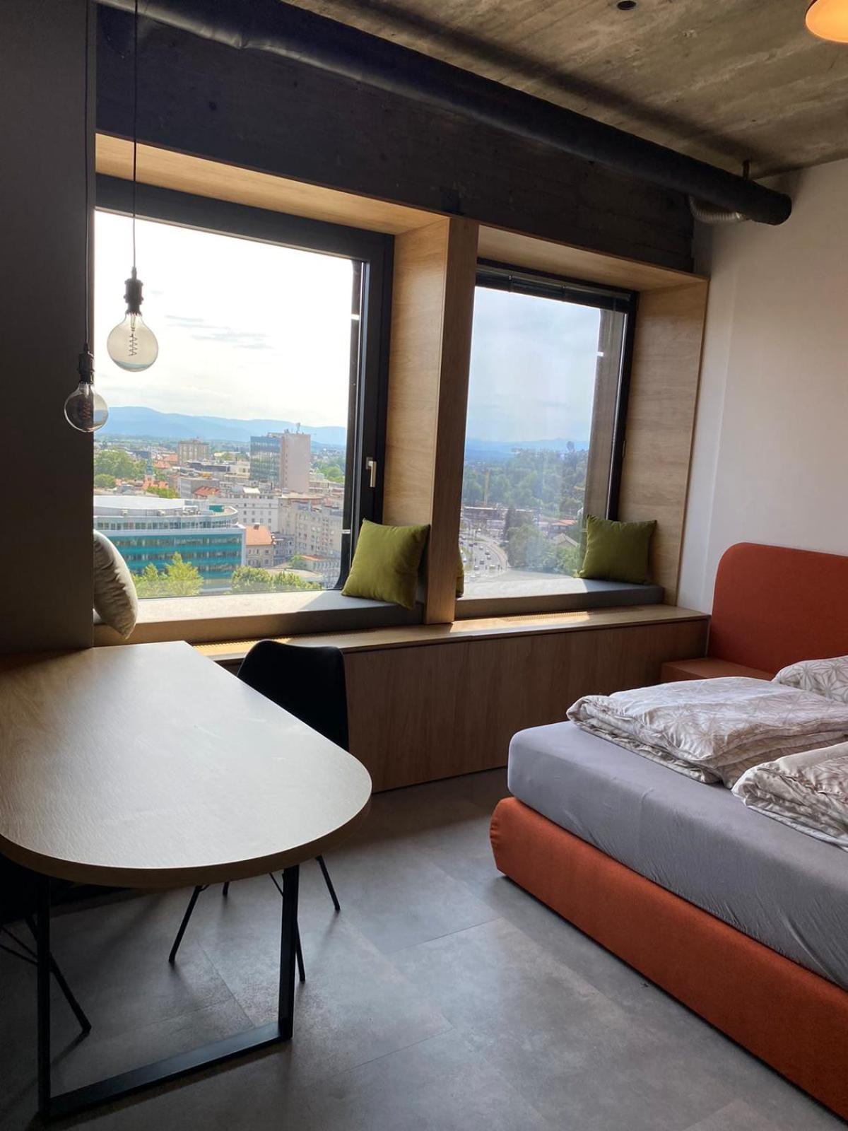 Delo 2.0. Lägenhet Ljubljana Exteriör bild